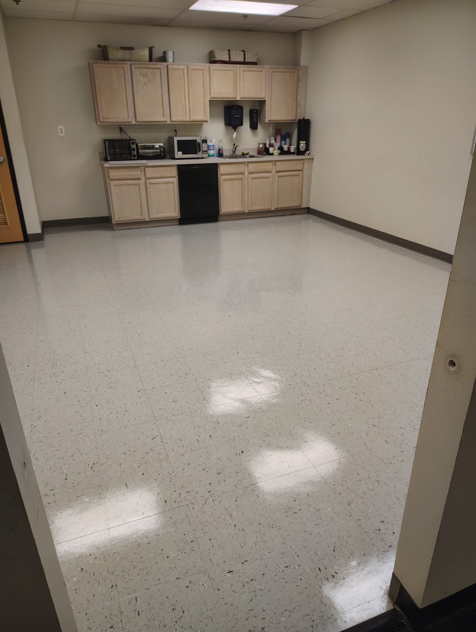 Global Cleaning USA LLC commercial janitorial project photography — New Jersey and Eastern Pennsylvania (3 of 38).